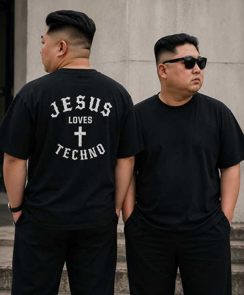 Jesus loves Techno Backprint TEE